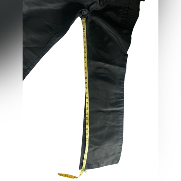 Harley-Davidson Black Cargo Pants with Durable Fabric Sz 4 - Picture 8 of 8